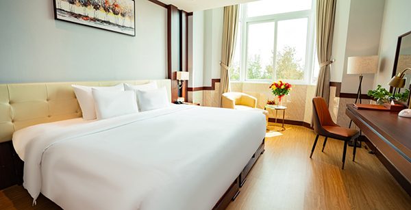 Van Phat Riverside Can Tho deluxe river view